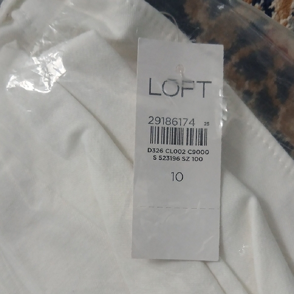 LOFT Crisp White Chino Pants - Picture 2 of 9